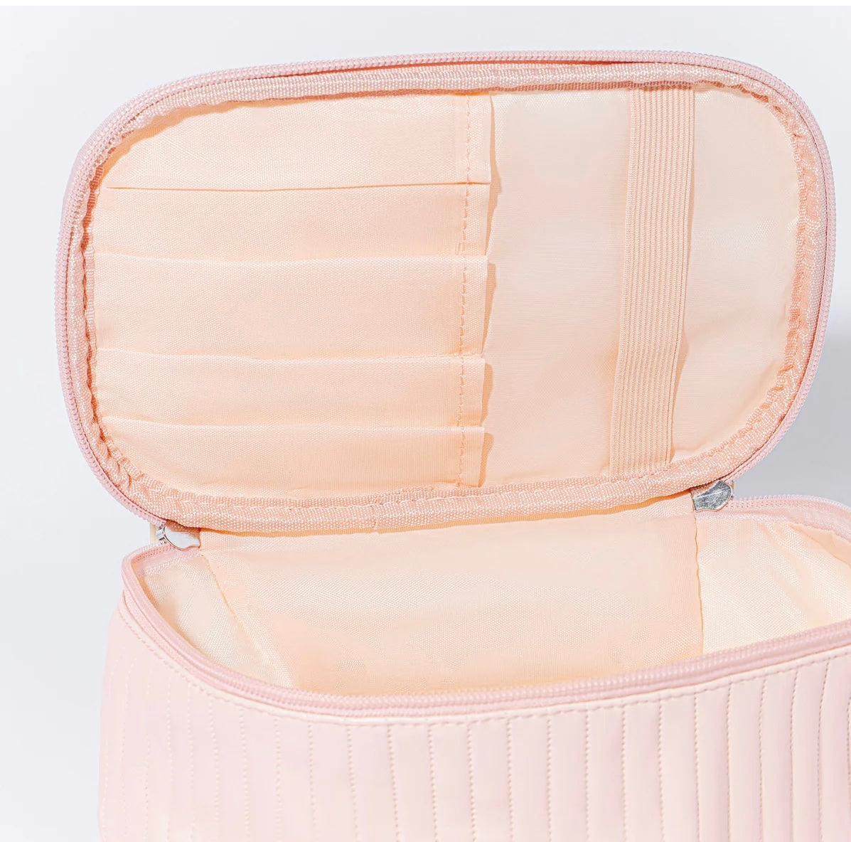 BEAUTY CREATIONS - LIGHT PINK MAKEUP BAG