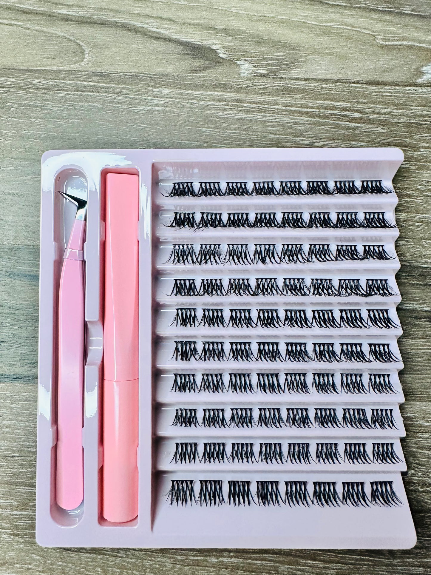 Individual Eyelash Clusters Kit with Bond and Tweezers